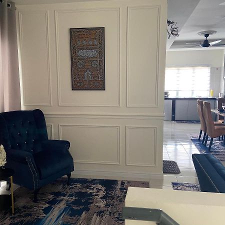 Cheerfull3 Bedroom Townhouse Terrace Kampung Dengkil Exterior foto